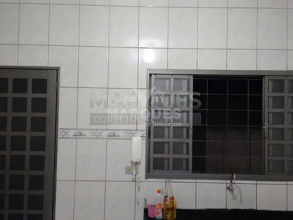 Casa, 2 quartos, 250 m² - Foto 11