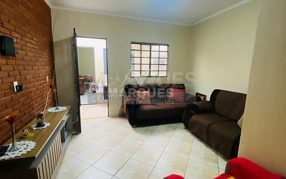 Casa, 1 quarto, 49 m² - Foto 1