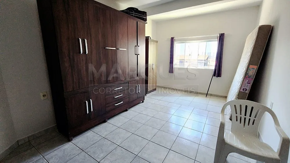 Casa, 3 quartos, 215 m² - Foto 2