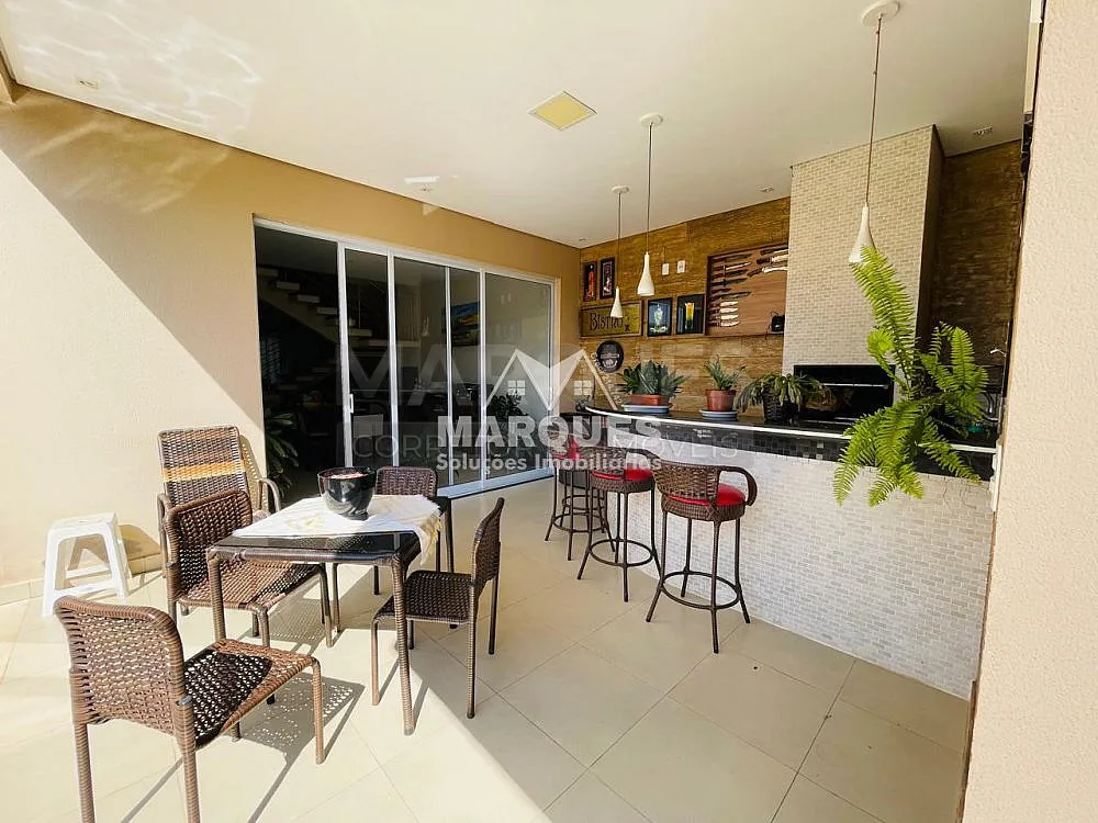 Casa, 3 quartos, 215 m² - Foto 3