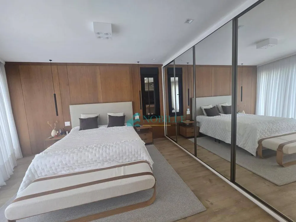 Apartamento, 3 quartos, 253 m² - Foto 10