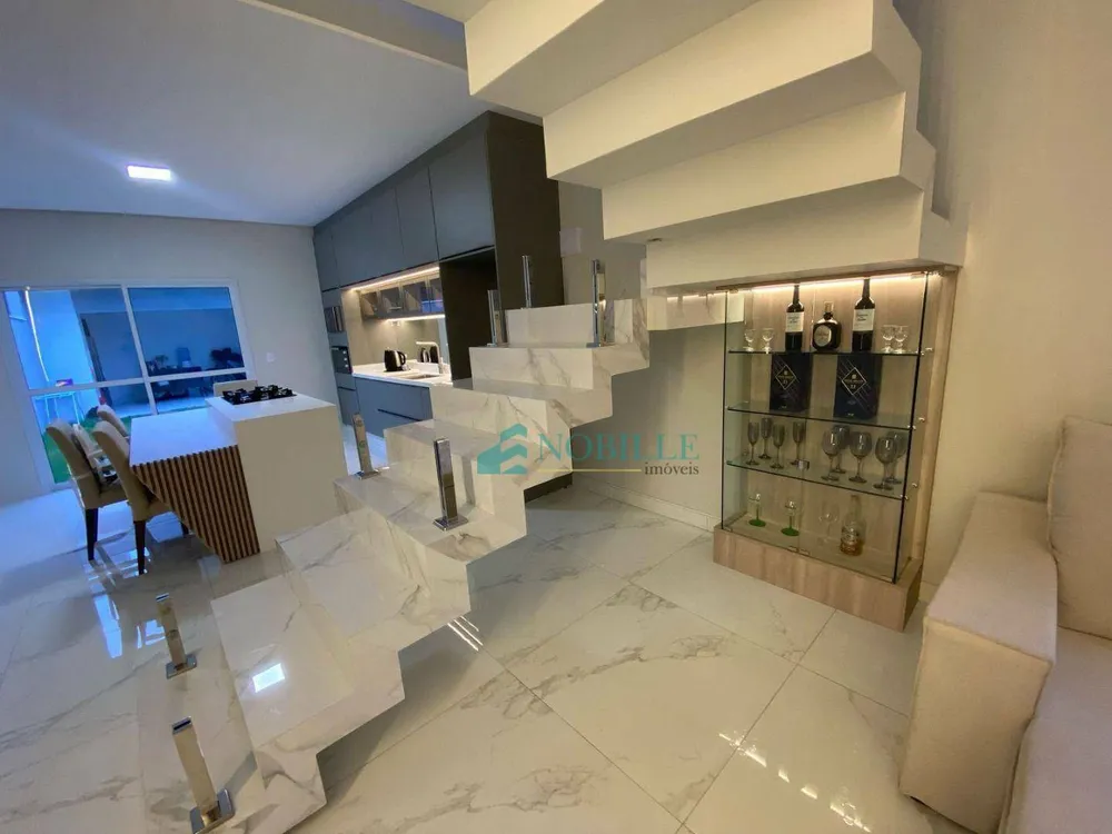 Casa, 3 quartos, 170 m² - Foto 1