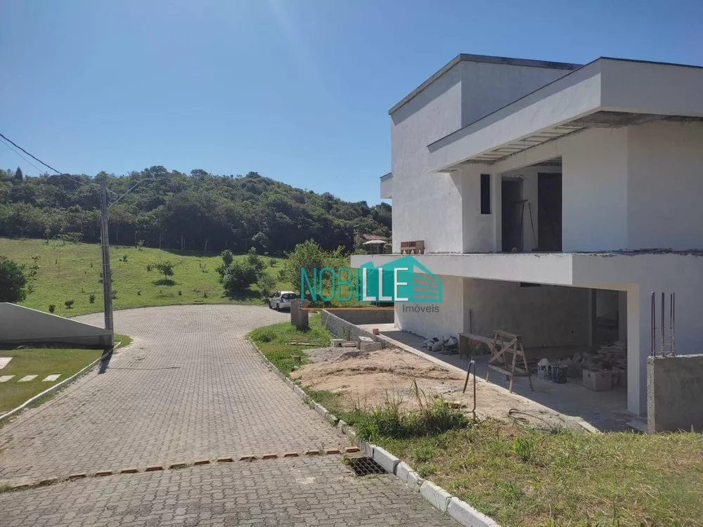 Casa de Condomínio à venda com 4 quartos, 296m² - Foto 3