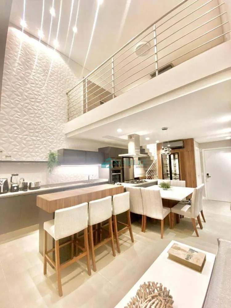 Apartamento, 3 quartos, 135 m² - Foto 1