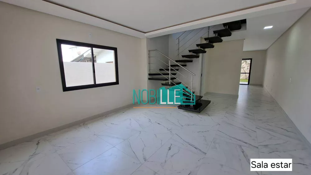 Casa, 3 quartos, 179 m² - Foto 1