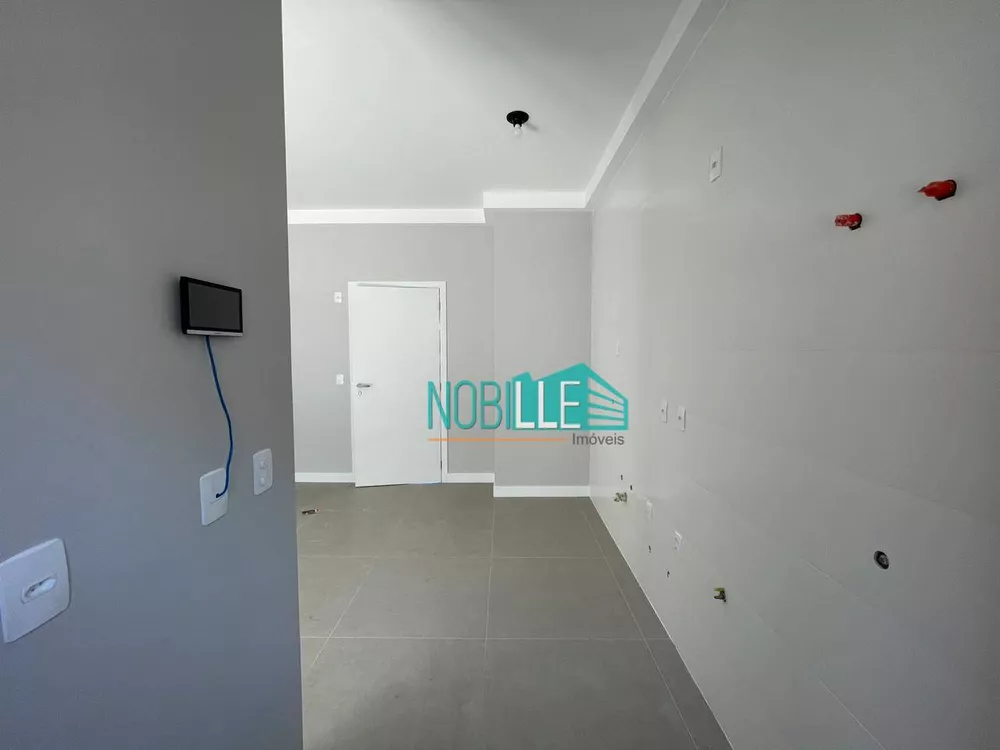 Apartamento à venda com 2 quartos, 65m² - Foto 4