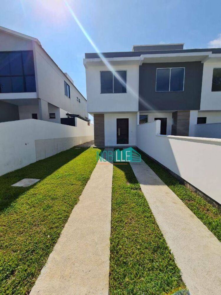 Casa à venda com 2 quartos, 129m² - Foto 1
