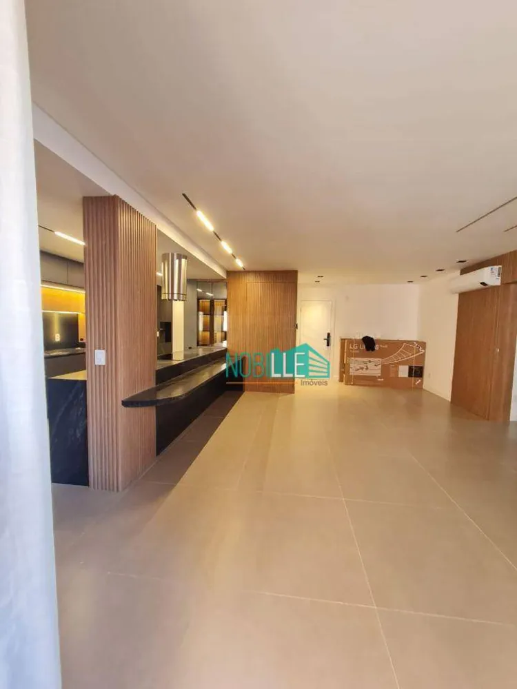 Apartamento, 3 quartos, 149 m² - Foto 1