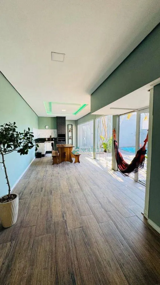 Casa, 3 quartos, 140 m² - Foto 3