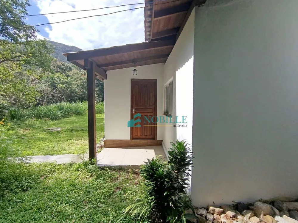 Casa para alugar com 3 quartos, 140m² - Foto 4