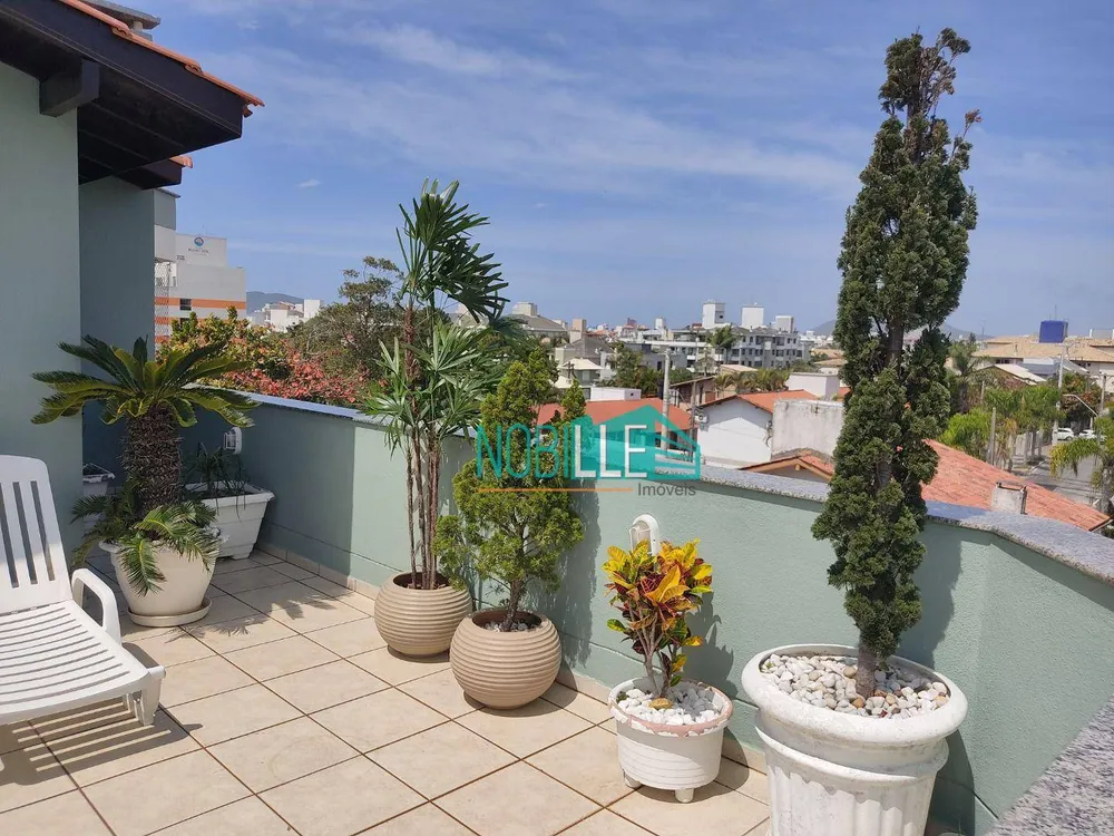 Cobertura, 4 quartos, 199 m² - Foto 3