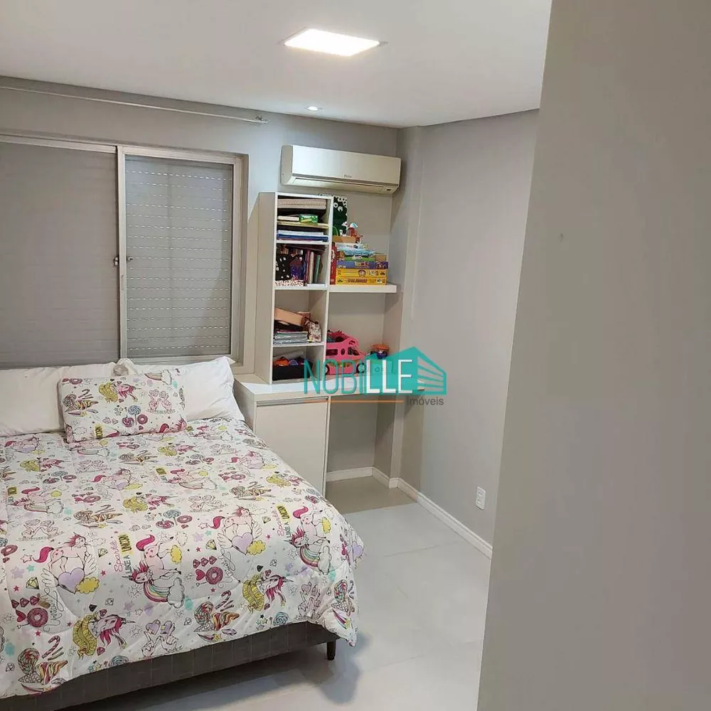 Apartamento à venda com 2 quartos, 67m² - Foto 4