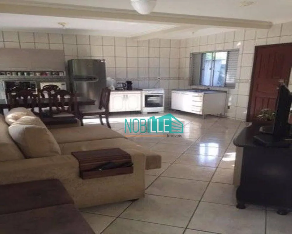 Casa, 5 quartos, 199 m² - Foto 2