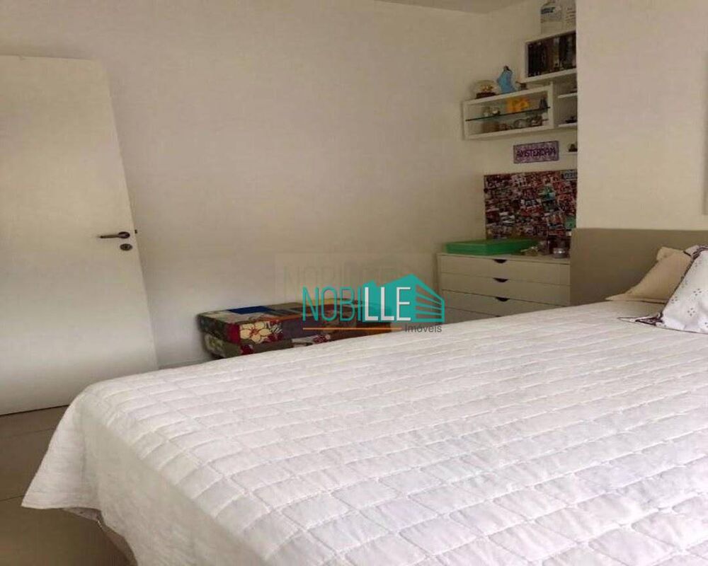 Casa à venda com 9 quartos, 700m² - Foto 9
