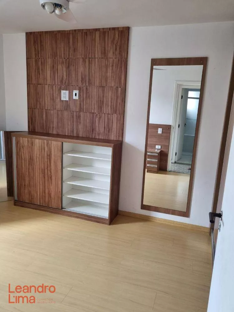 Apartamento à venda com 2 quartos, 62m² - Foto 6