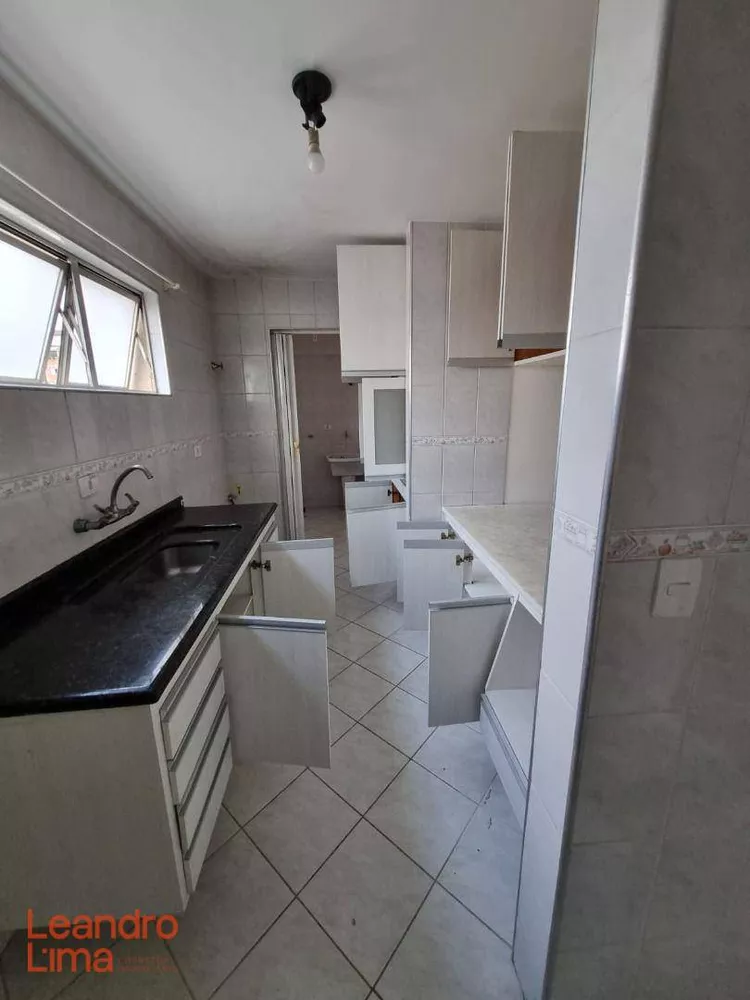 Apartamento à venda com 2 quartos, 62m² - Foto 5