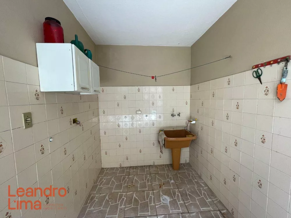 Casa, 4 quartos, 350 m² - Foto 1