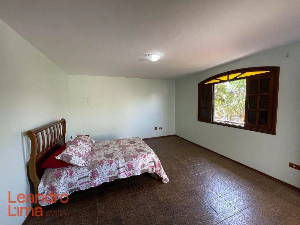 Casa, 4 quartos, 350 m² - Foto 3