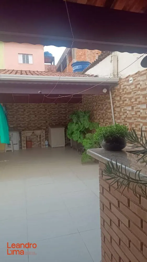 Casa, 3 quartos, 180 m² - Foto 2