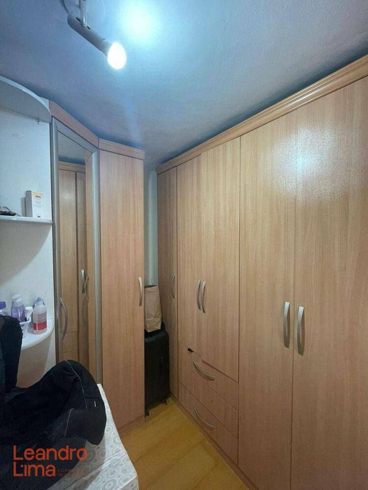 Apartamento à venda com 3 quartos, 65m² - Foto 4