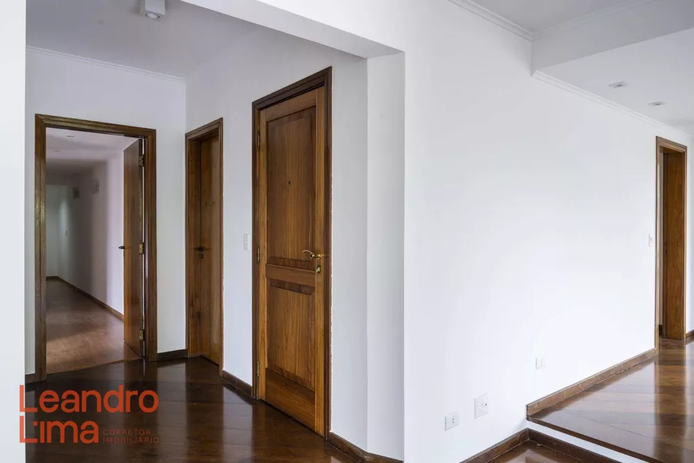 Apartamento à venda com 4 quartos, 272m² - Foto 8