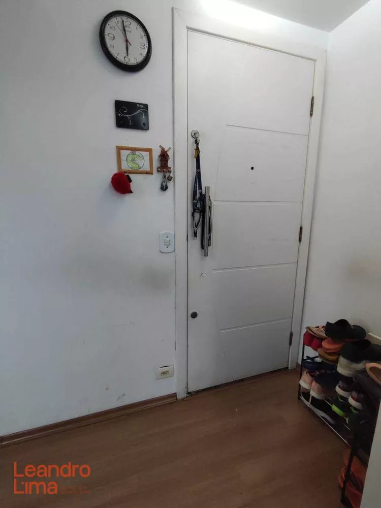 Apartamento à venda com 3 quartos, 64m² - Foto 3