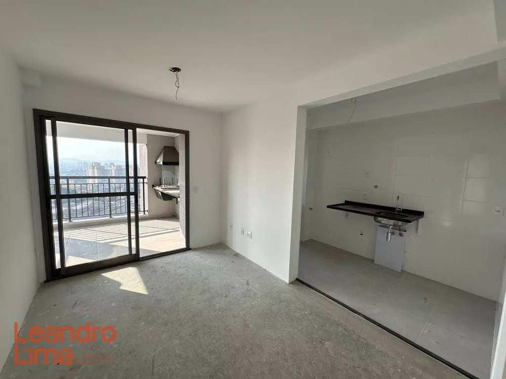 Apartamento à venda com 2 quartos, 68m² - Foto 2