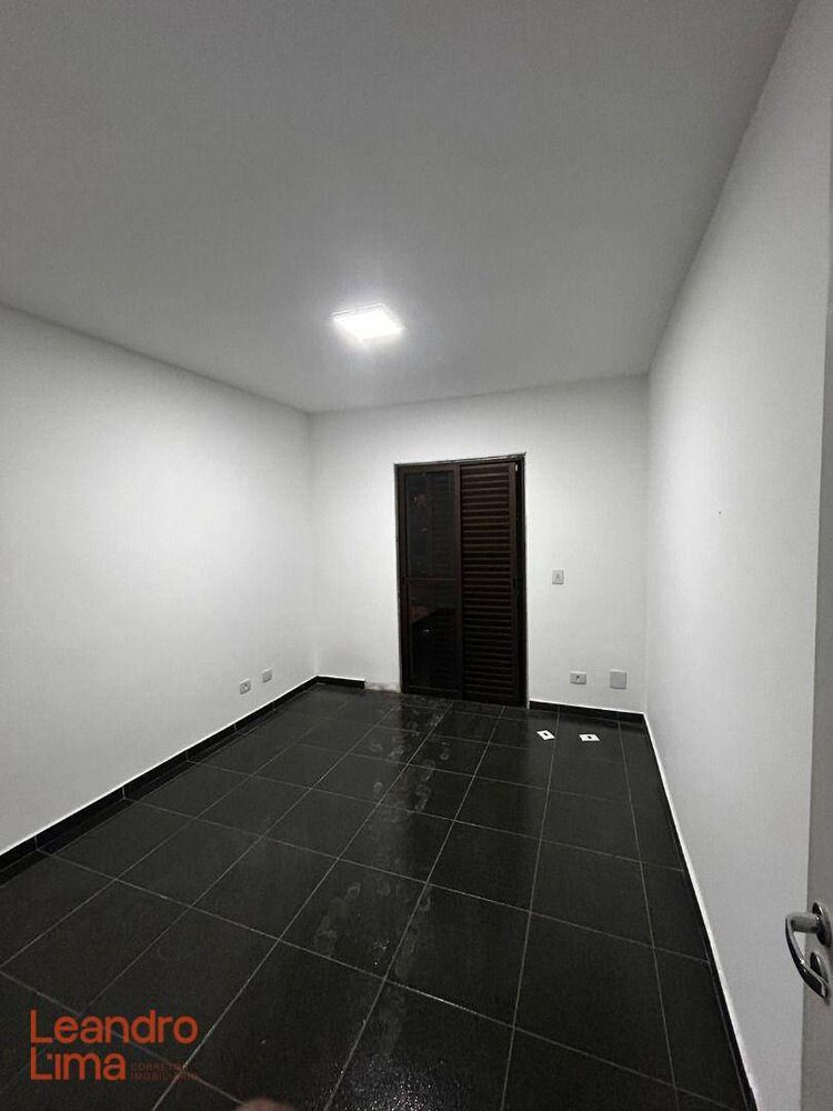 Apartamento à venda com 3 quartos, 287m² - Foto 4