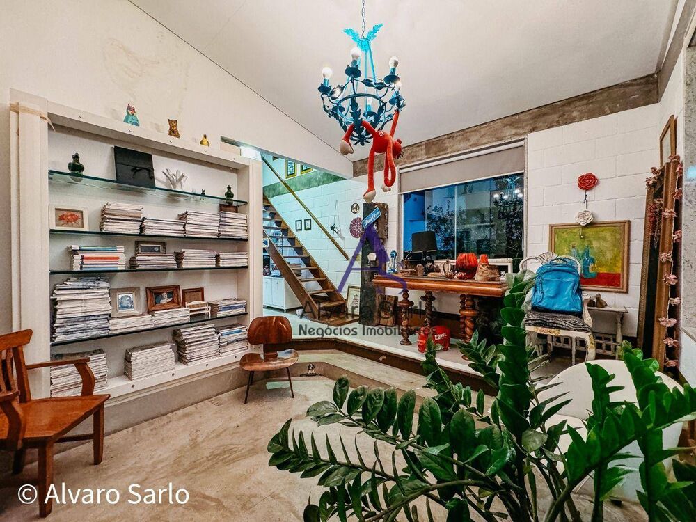 Casa, 4 quartos, 463 m² - Foto 1
