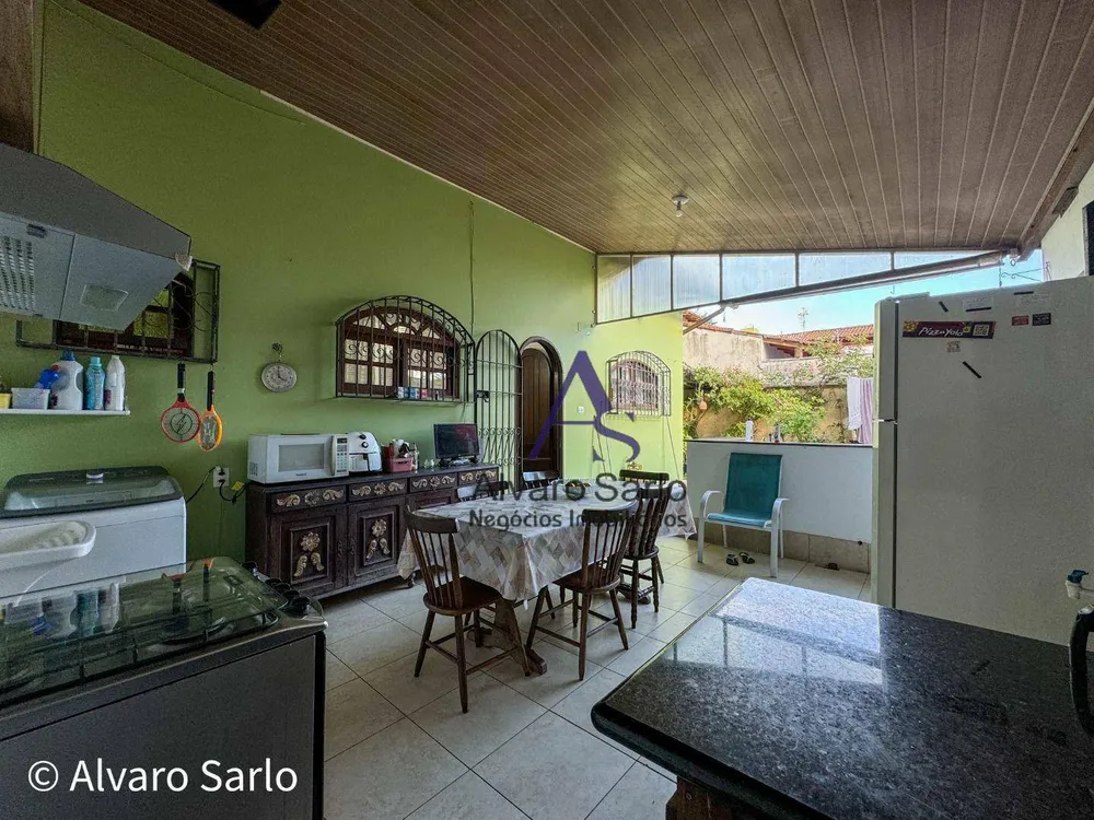 Casa, 6 quartos, 285 m² - Foto 9