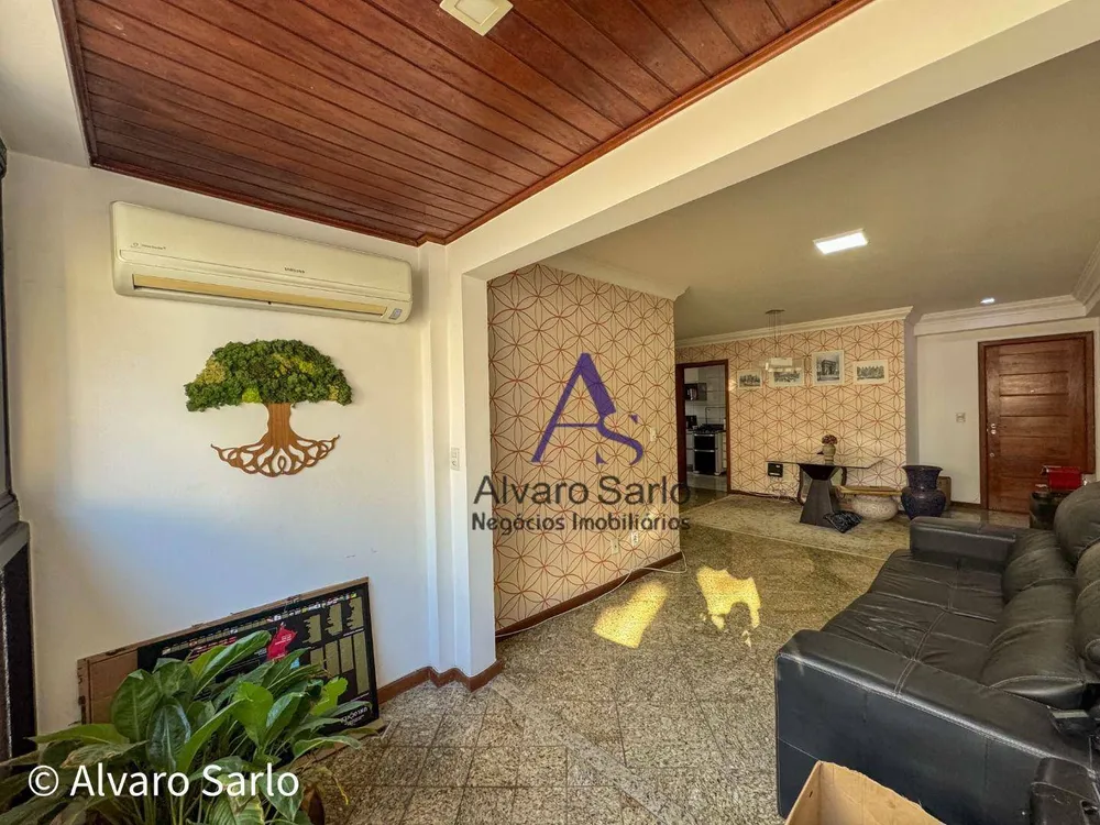 Cobertura, 3 quartos, 240 m² - Foto 2