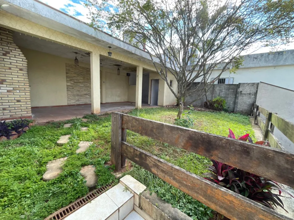 Casa, 4 quartos, 312 m² - Foto 2