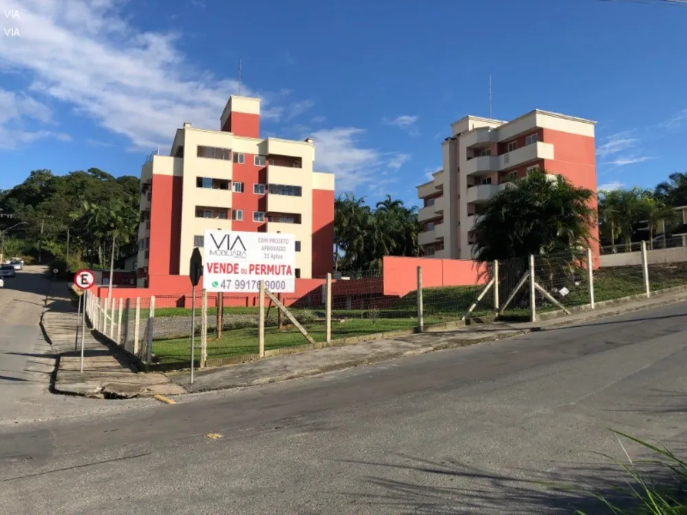 Terreno, 1400 m² - Foto 2