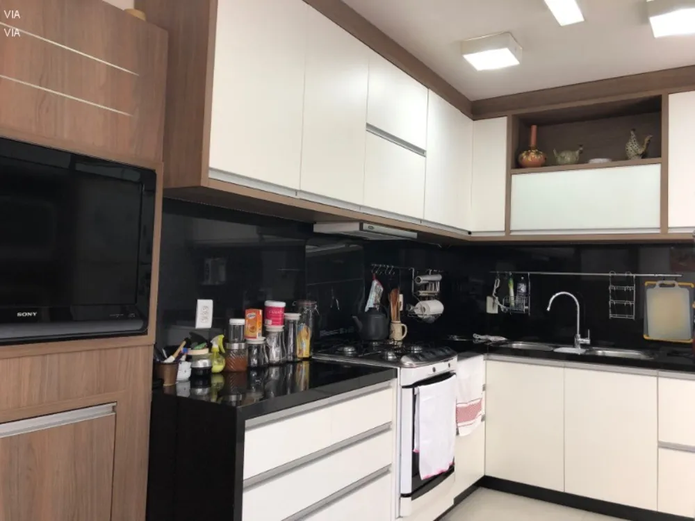 Cobertura, 3 quartos, 206 m² - Foto 3