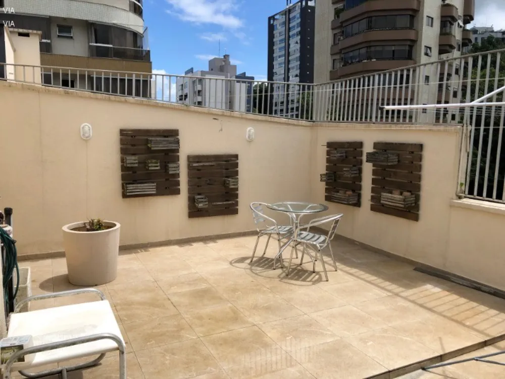Cobertura, 3 quartos, 206 m² - Foto 2