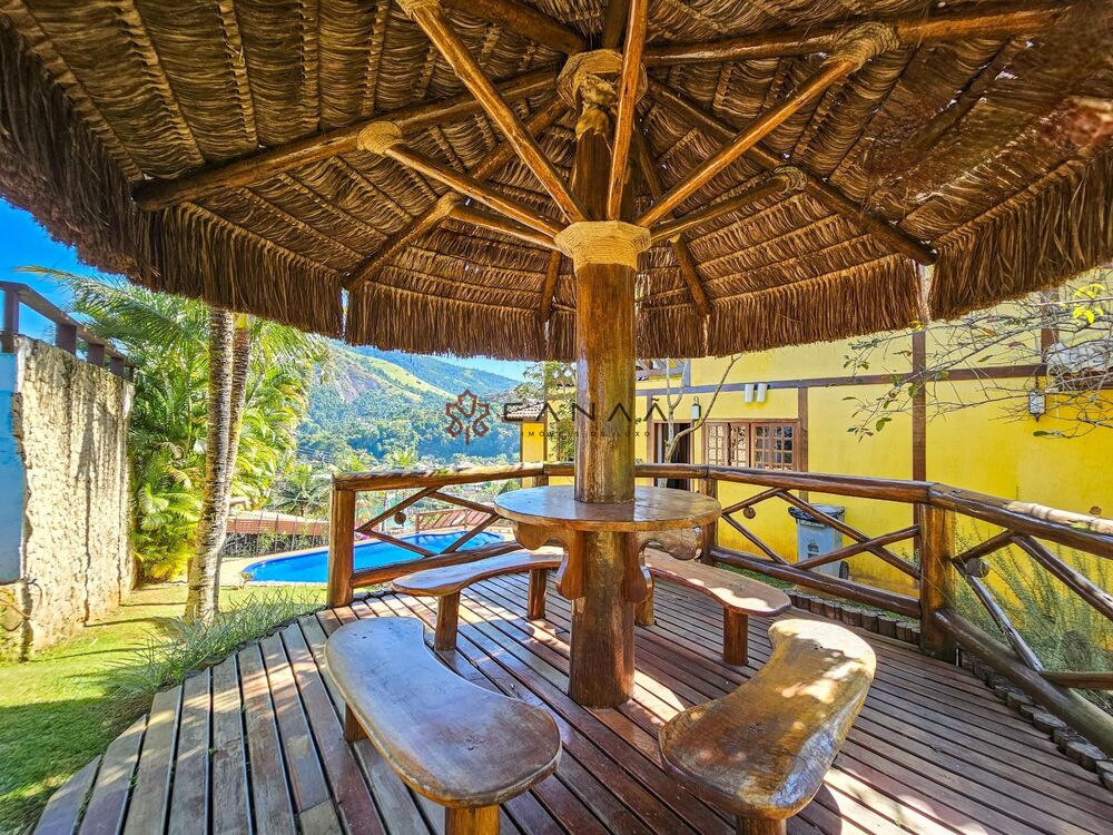 Casa de Condomínio à venda com 12 quartos, 550m² - Foto 3