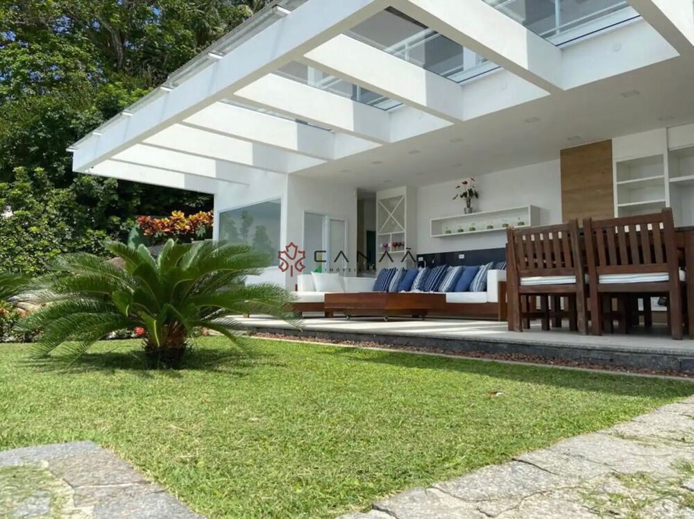 Casa de Condomínio à venda com 6 quartos, 450m² - Foto 4