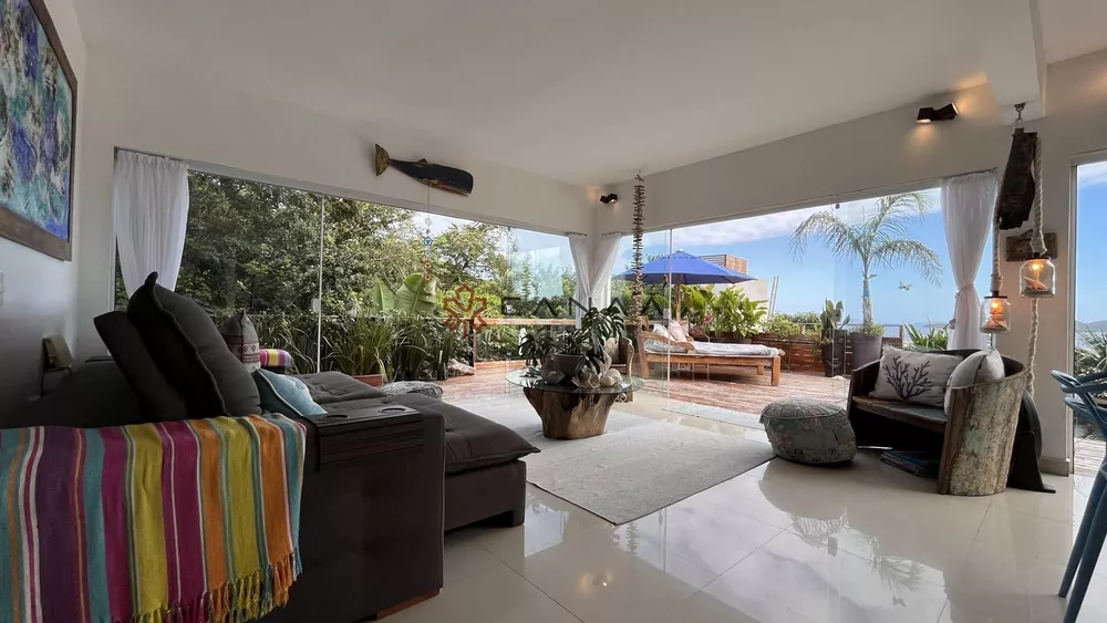 Casa, 2 quartos, 130 m² - Foto 1