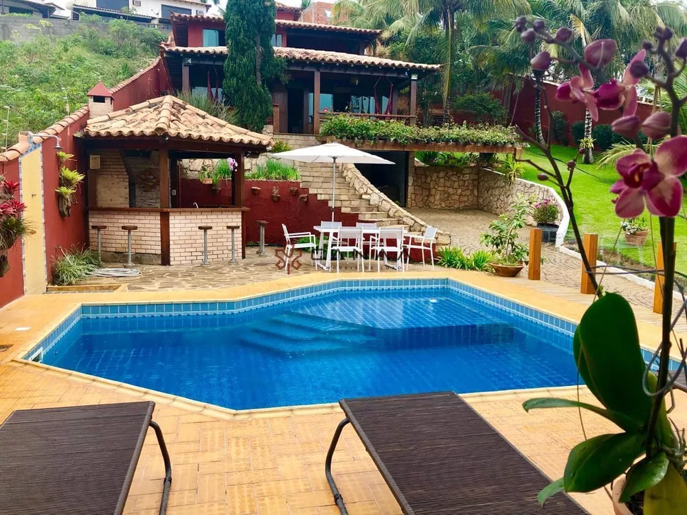 Casa, 5 quartos, 313 m² - Foto 1