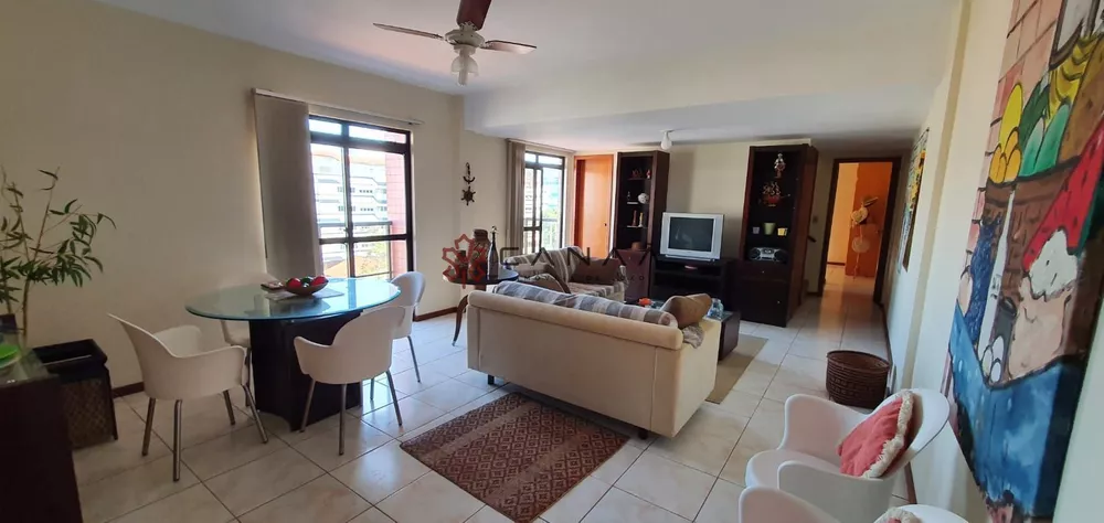 Cobertura, 3 quartos, 216 m² - Foto 2