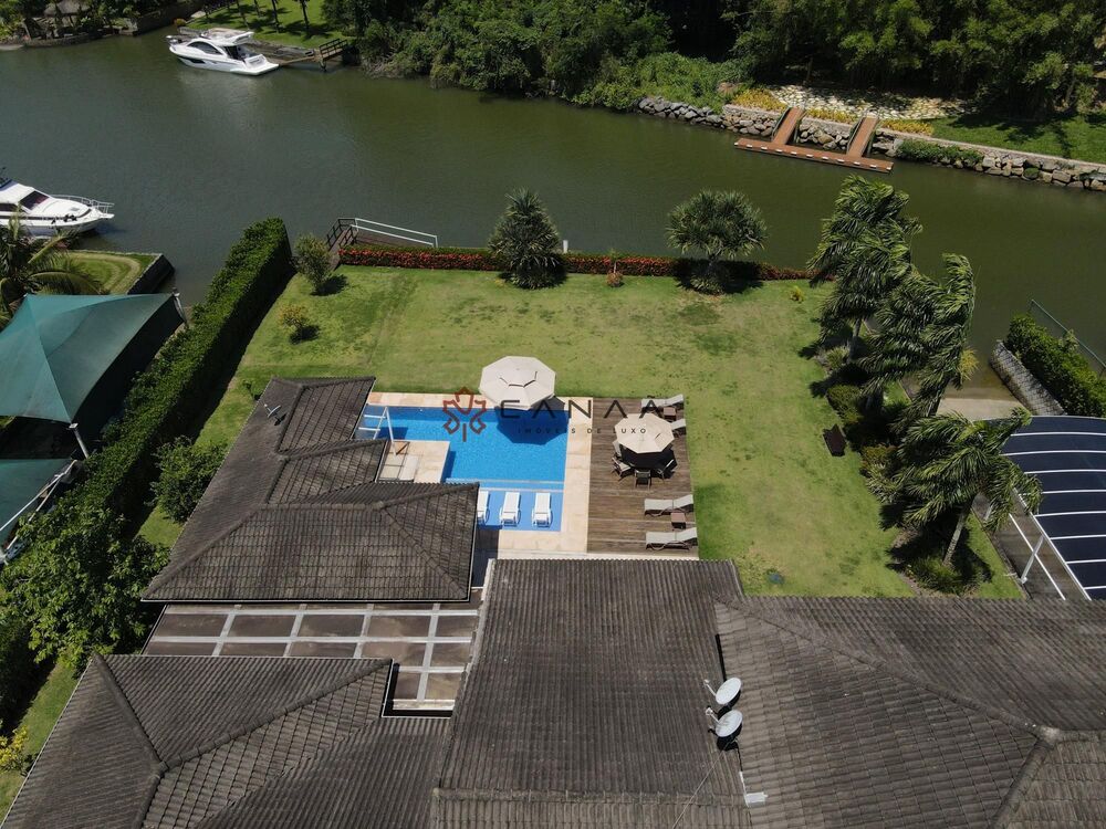 Casa de Condomínio à venda com 5 quartos, 400m² - Foto 2
