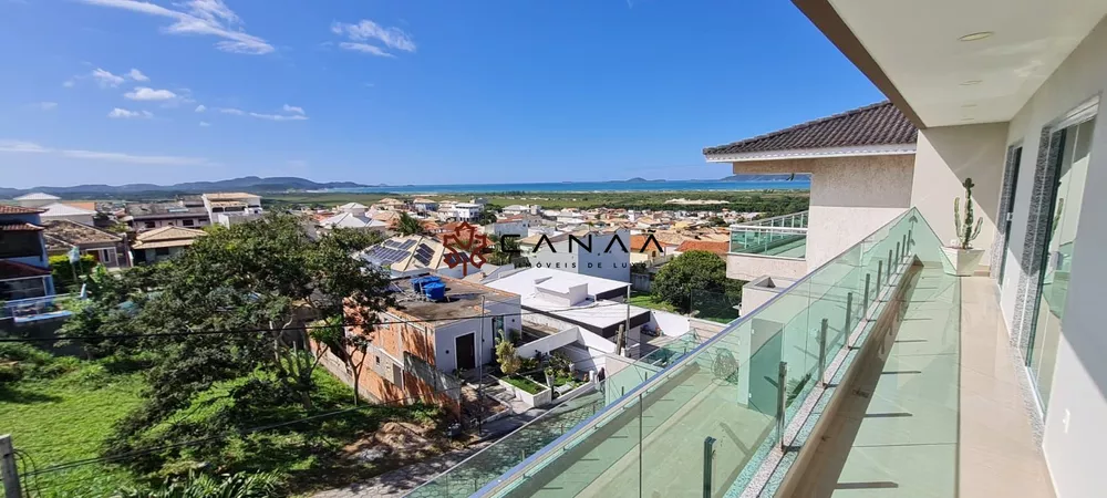 Casa de Condomínio à venda com 3 quartos, 265m² - Foto 1