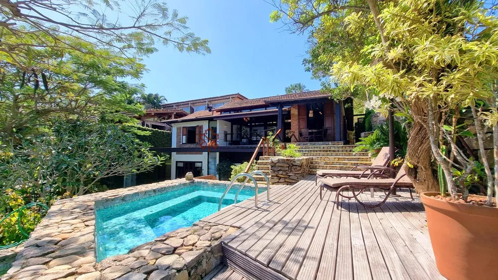 Casa, 9 quartos, 435 m² - Foto 1