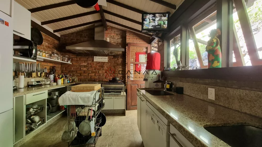 Casa, 9 quartos, 435 m² - Foto 8