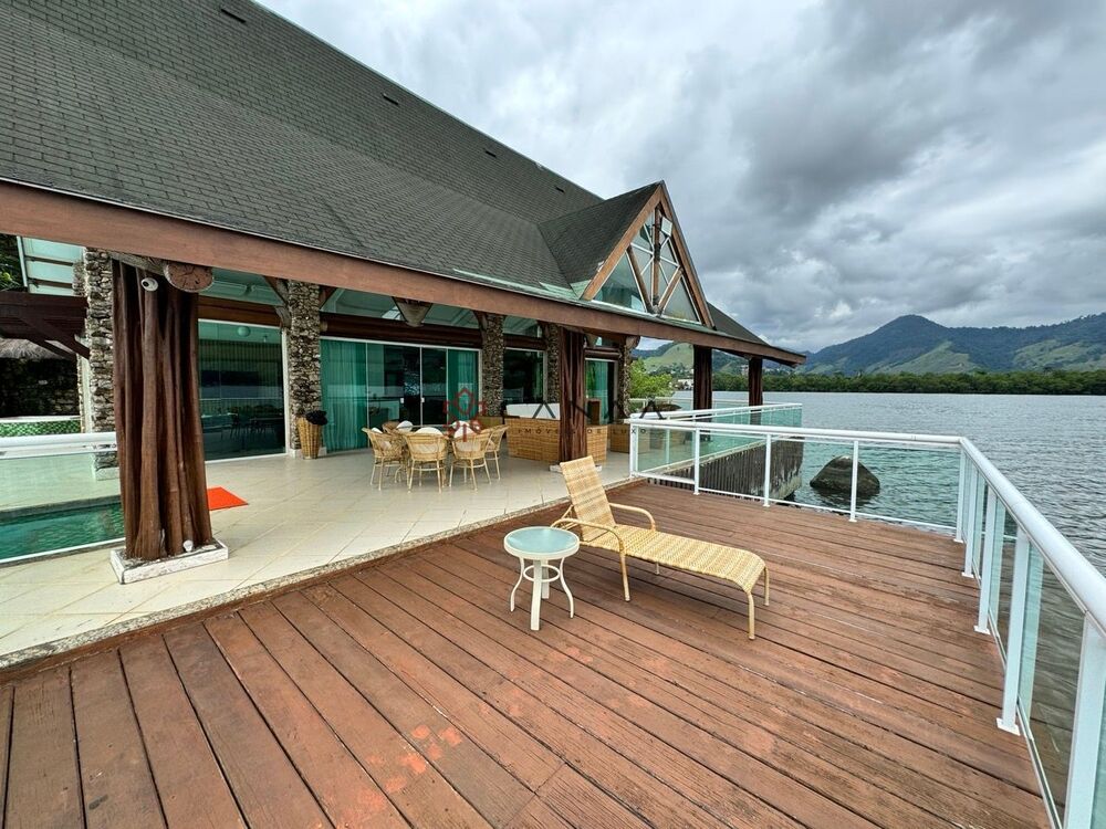 Casa à venda com 9 quartos, 1000m² - Foto 5