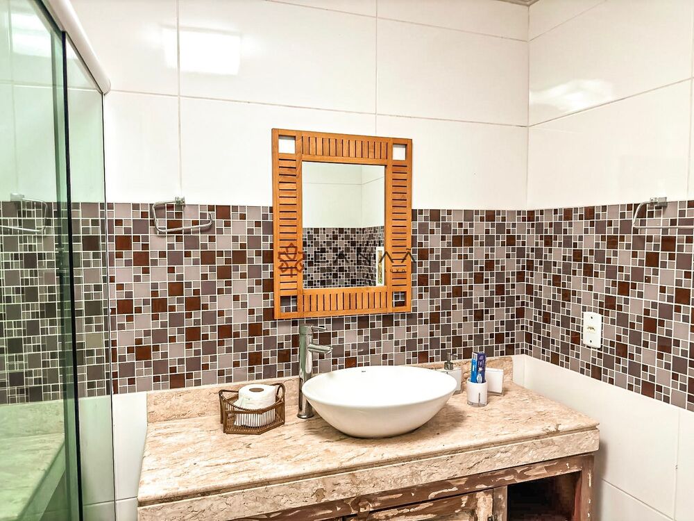 Casa à venda com 9 quartos, 1000m² - Foto 16