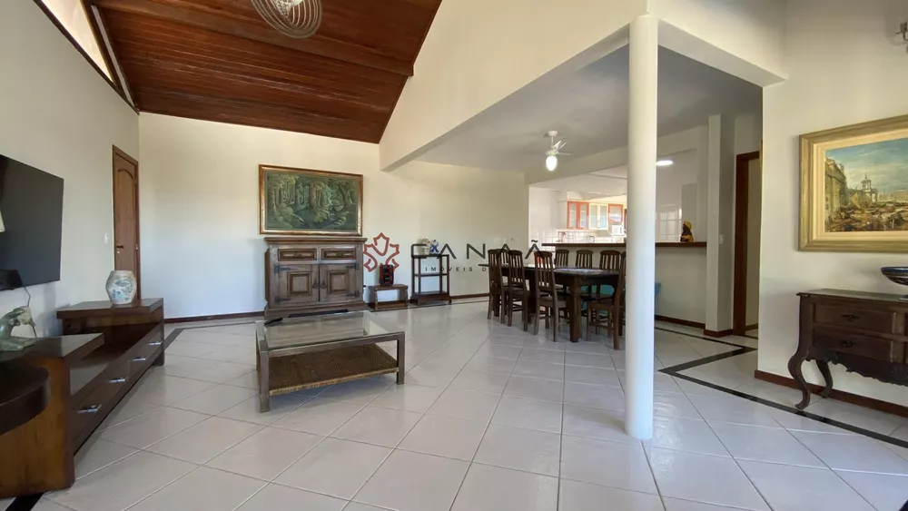 Casa, 5 quartos, 250 m² - Foto 24