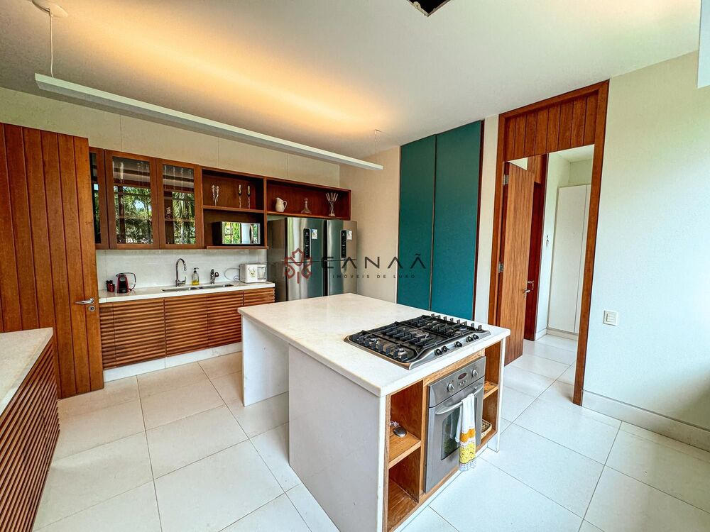 Casa de Condomínio à venda e temporada com 5 quartos, 500m² - Foto 27