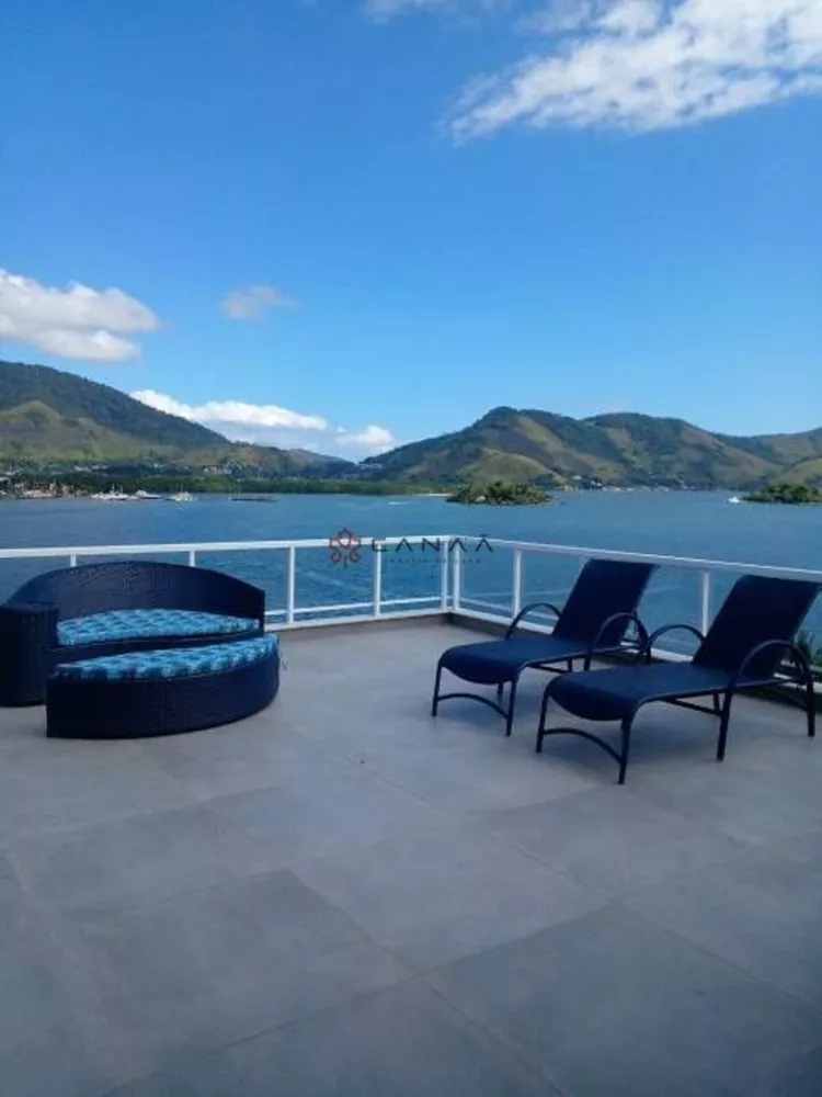 Casa, 6 quartos, 300 m² - Foto 1