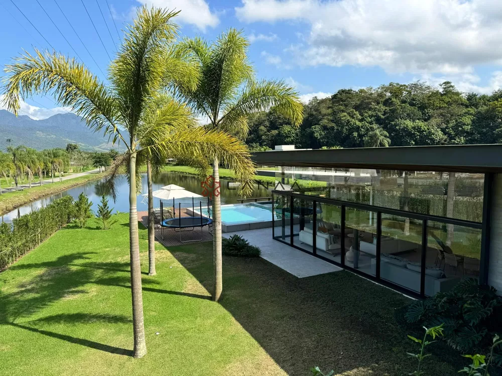 Casa de Condomínio, 6 quartos - Foto 1